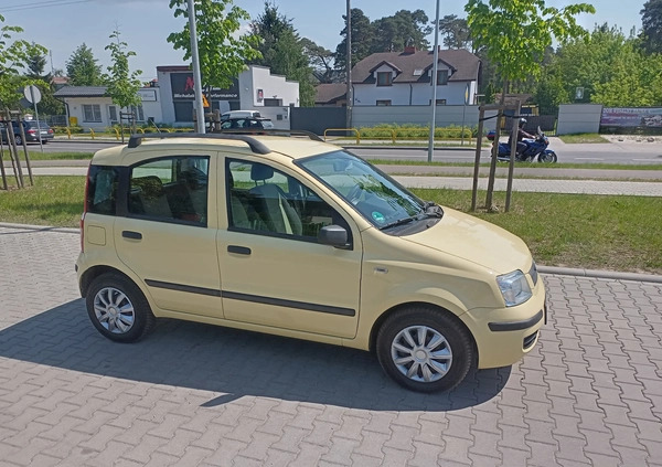 Fiat Panda cena 9500 przebieg: 143000, rok produkcji 2009 z Rawicz małe 137